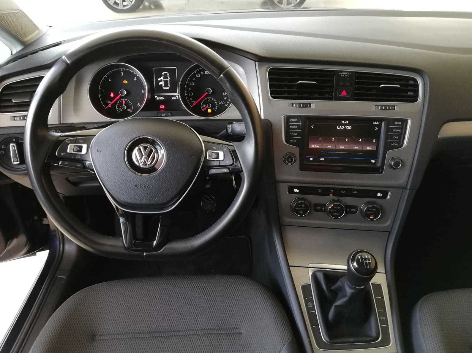 VOLKSWAGEN Golf Business 1.6 TDI 85kW 115CV 5p: Nuestro Stock de Bon Cars VOLKSWAGEN Golf Business 1.6 TDI 85kW 115CV 5p: Nuestro Stock de Bon Cars