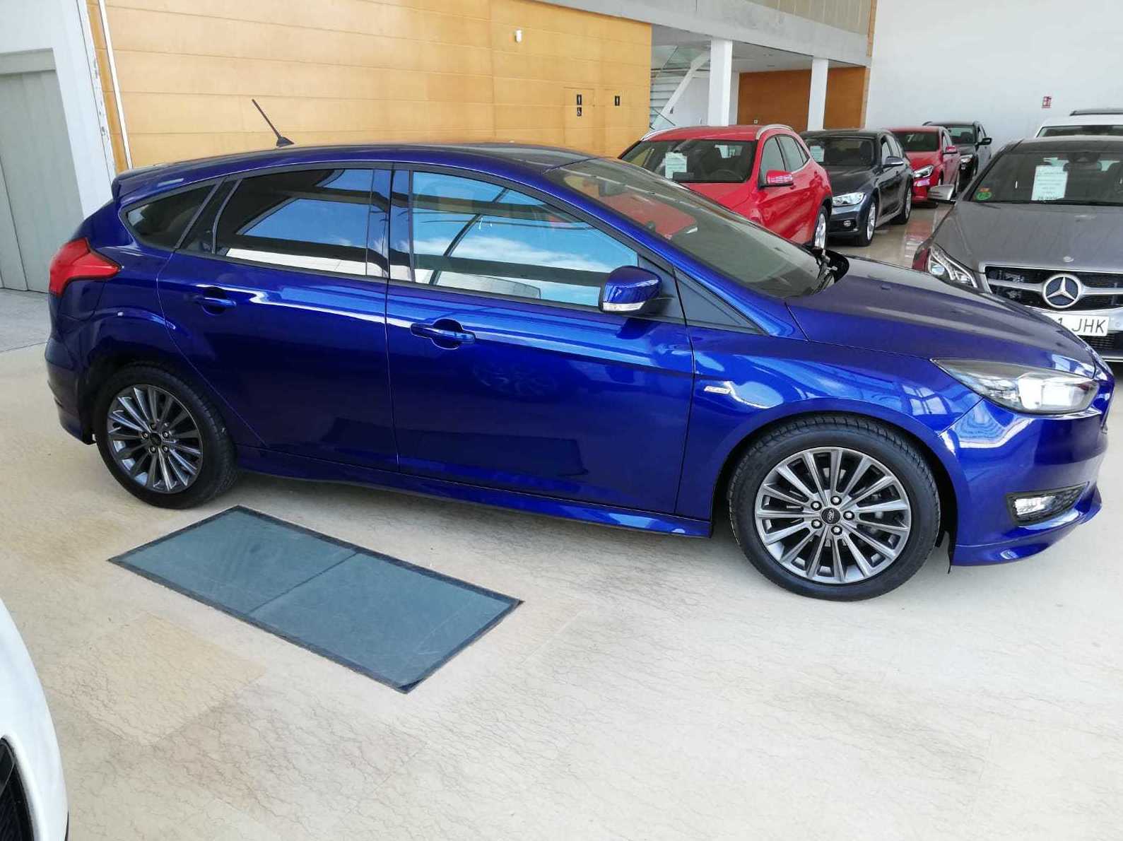 FORD Focus 1.0 Ecoboost 92kW STLine 5p.: Nuestro Stock de Bon Cars FORD Focus 1.0 Ecoboost 92kW STLine 5p.: Nuestro Stock de Bon Cars