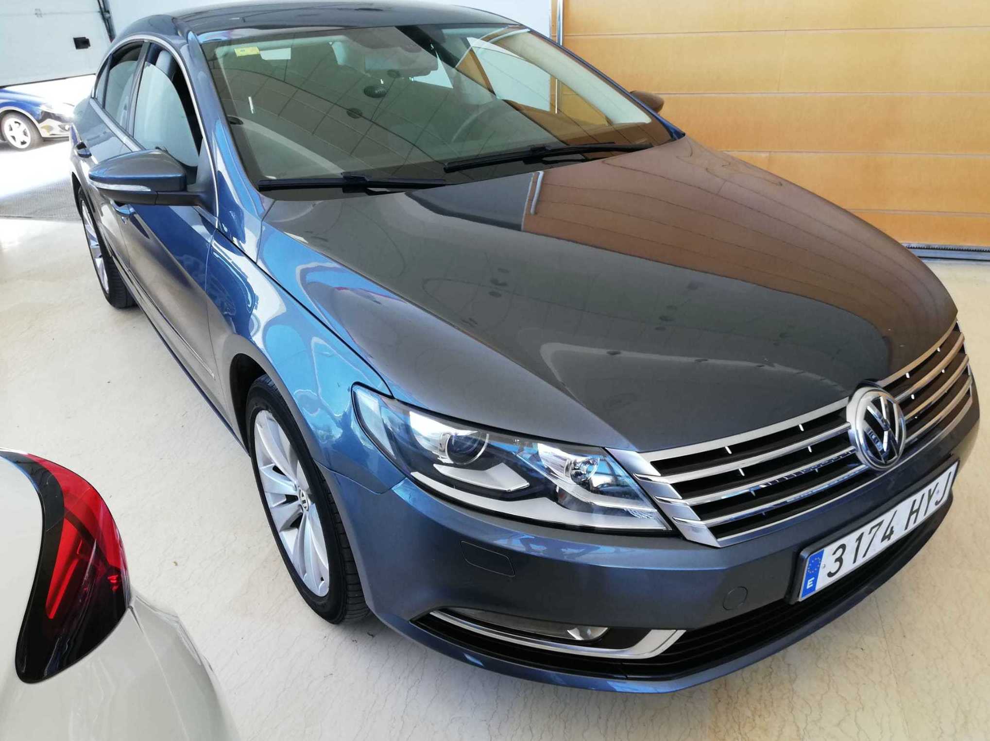 VOLKSWAGEN CC 2.0 TDI 140cv Advance BluemotionTech 4p.: de Bon Cars VOLKSWAGEN CC 2.0 TDI 140cv Advance BluemotionTech 4p.: de Bon Cars