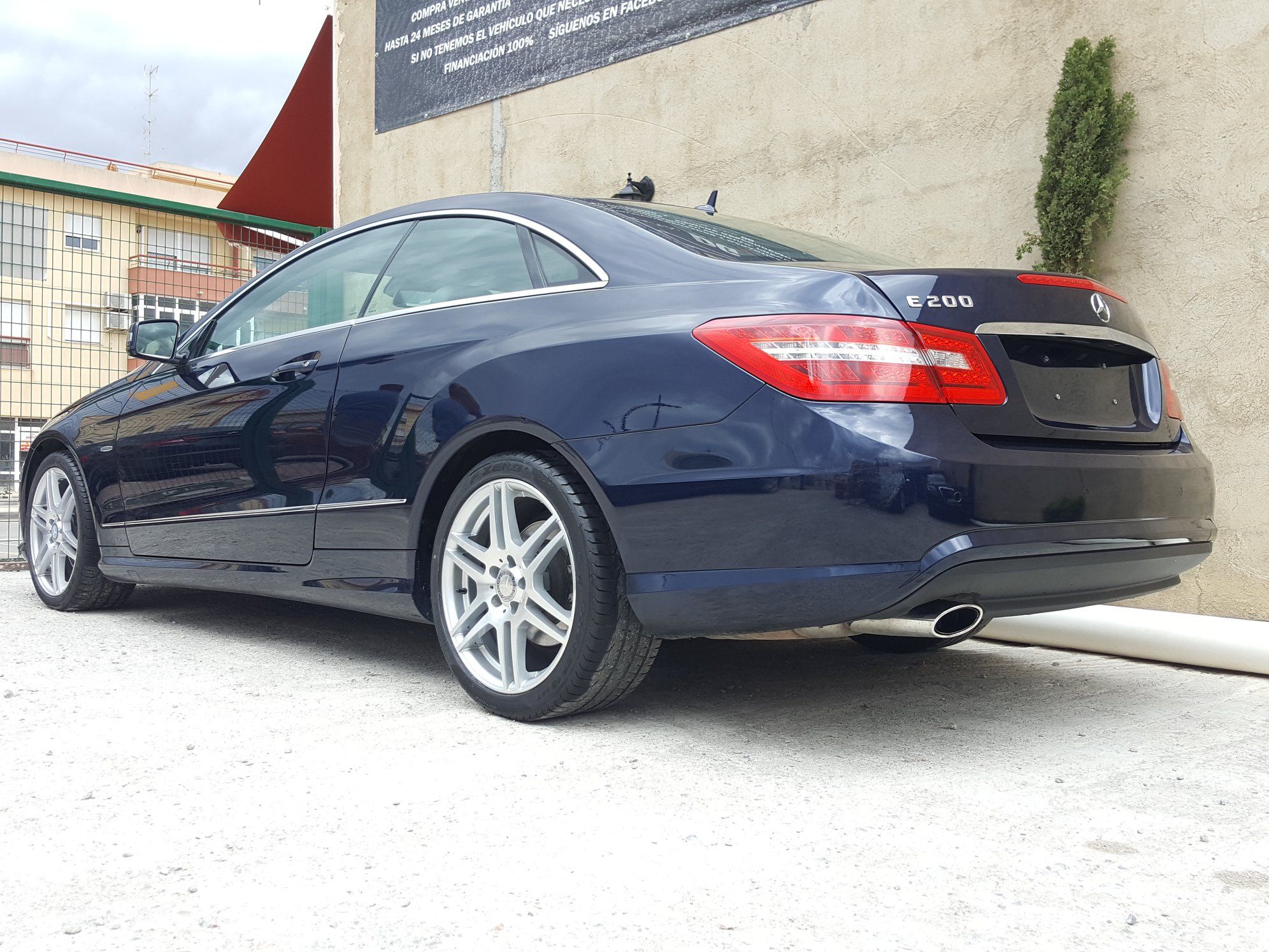 Mercedes E: Venta de vehículos de Luxury Cars DG Mercedes E: Venta de vehículos de Luxury Cars DG