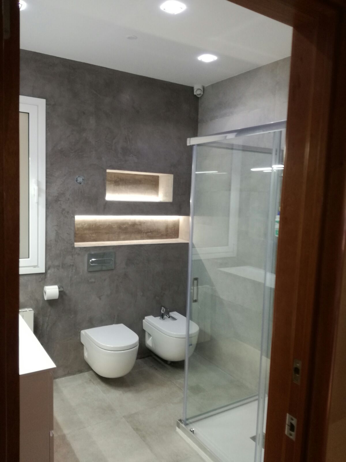 Reformas de baños: Servicios de RDV Multiservicios Reformas de baños: Servicios de RDV Multiservicios