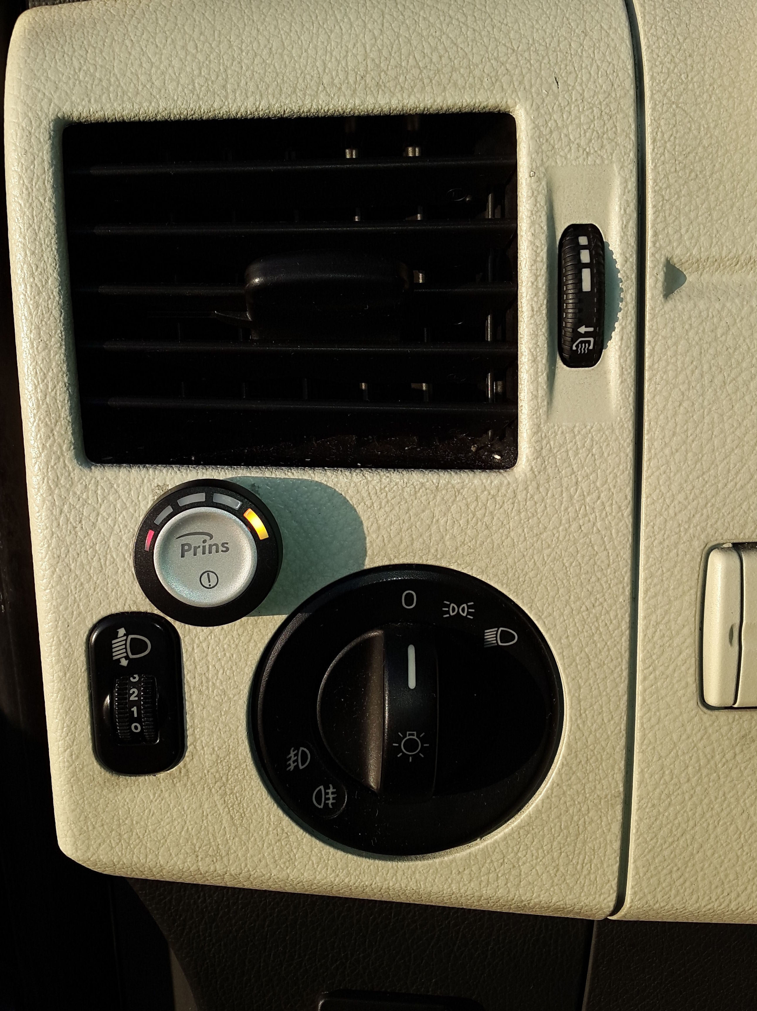 Detalle del conmutador gasolina glp Detalle del conmutador gasolina glp