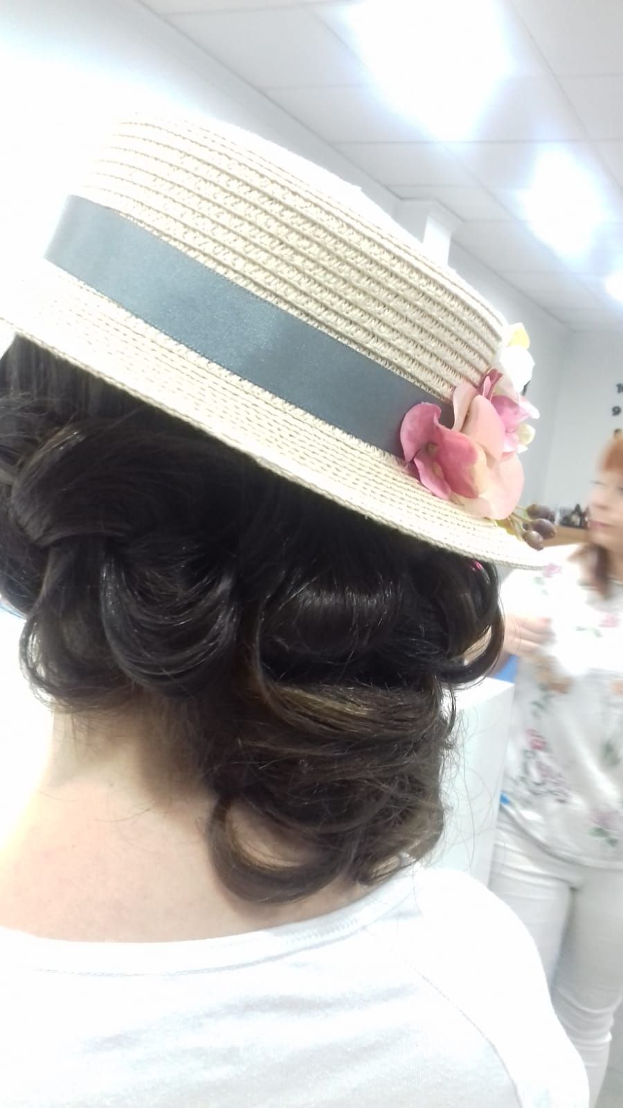 Recogidos de fiesta: Servicios de Esther Ruiz Peluquería y Estética Recogidos de fiesta: Servicios de Esther Ruiz Peluquería y Estética