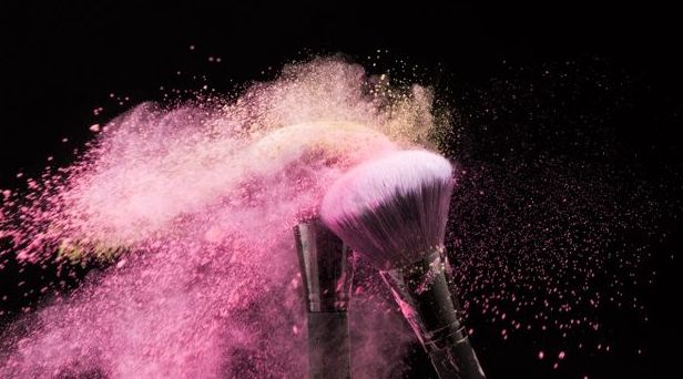 Maquillajes de novia, social y fiesta: Servicios de Esther Ruiz Peluquería y Estética Maquillajes de novia, social y fiesta: Servicios de Esther Ruiz Peluquería y Estética