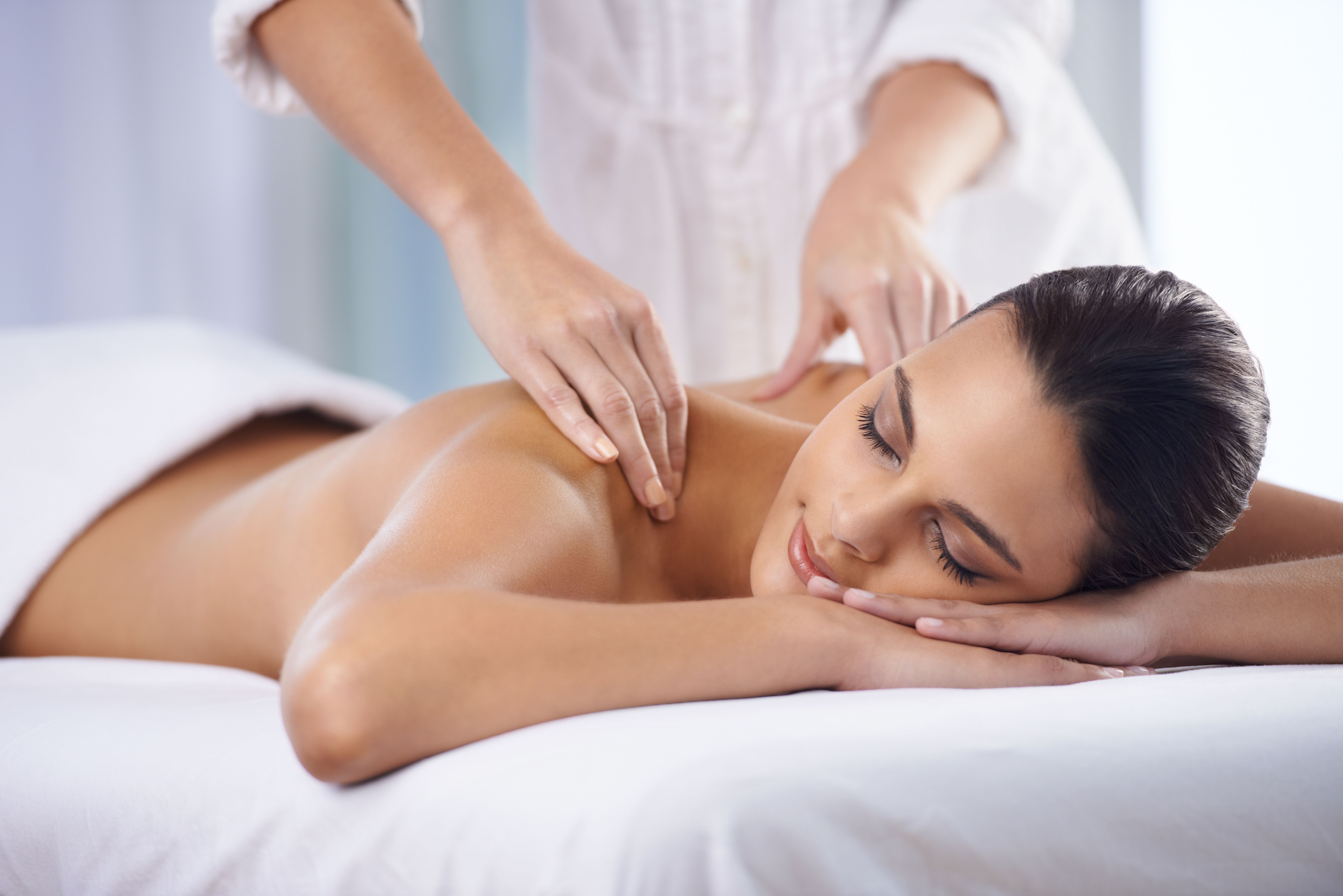 Masajes : Servicios de Esther Ruiz Peluquería y Estética Masajes : Servicios de Esther Ruiz Peluquería y Estética