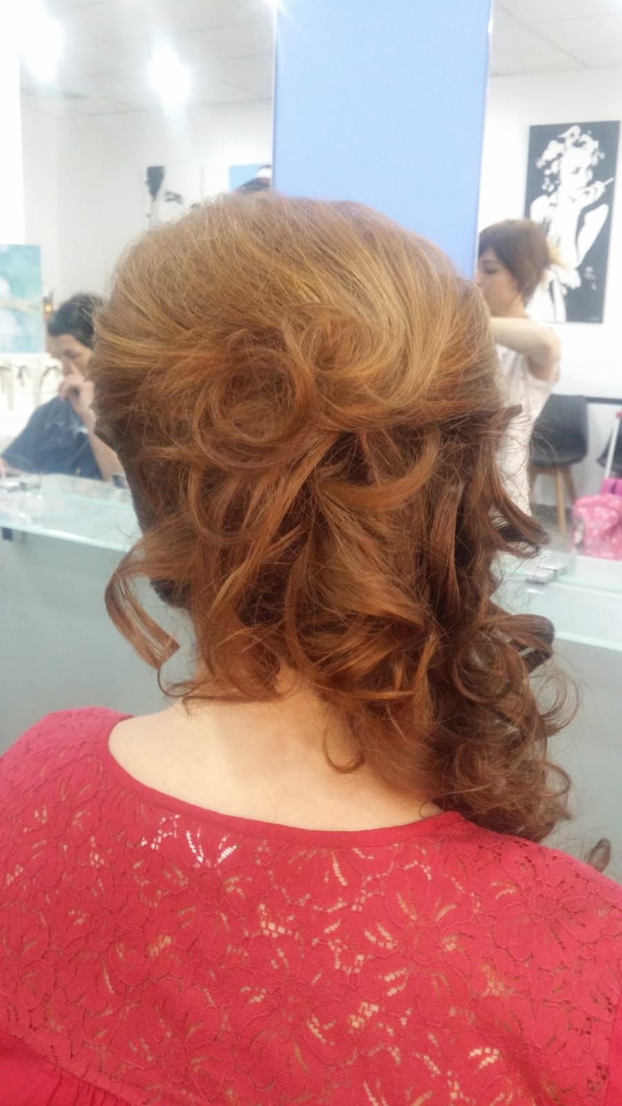 Recogidos de fiesta: Servicios de Esther Ruiz Peluquería y Estética Recogidos de fiesta: Servicios de Esther Ruiz Peluquería y Estética
