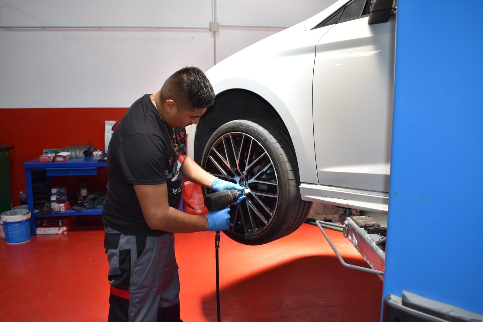 Neumáticos: Servicios de Dasercars Neumáticos: Servicios de Dasercars