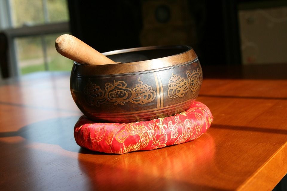 Masajes con cuenco Tibetano: Tratamientos y terapias de Estética Zen Masajes con cuenco Tibetano: Tratamientos y terapias de Estética Zen