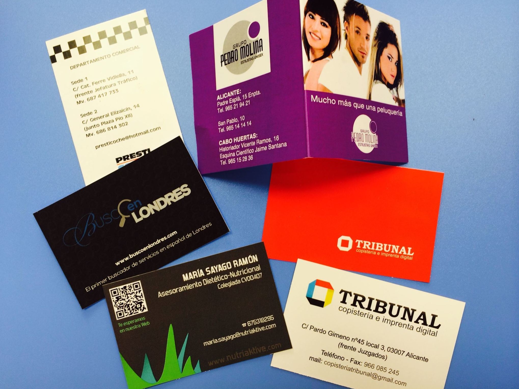 Tarjetas comerciales : ¿Qué hacemos? de Copistería Tribunal Tarjetas comerciales : ¿Qué hacemos? de Copistería Tribunal