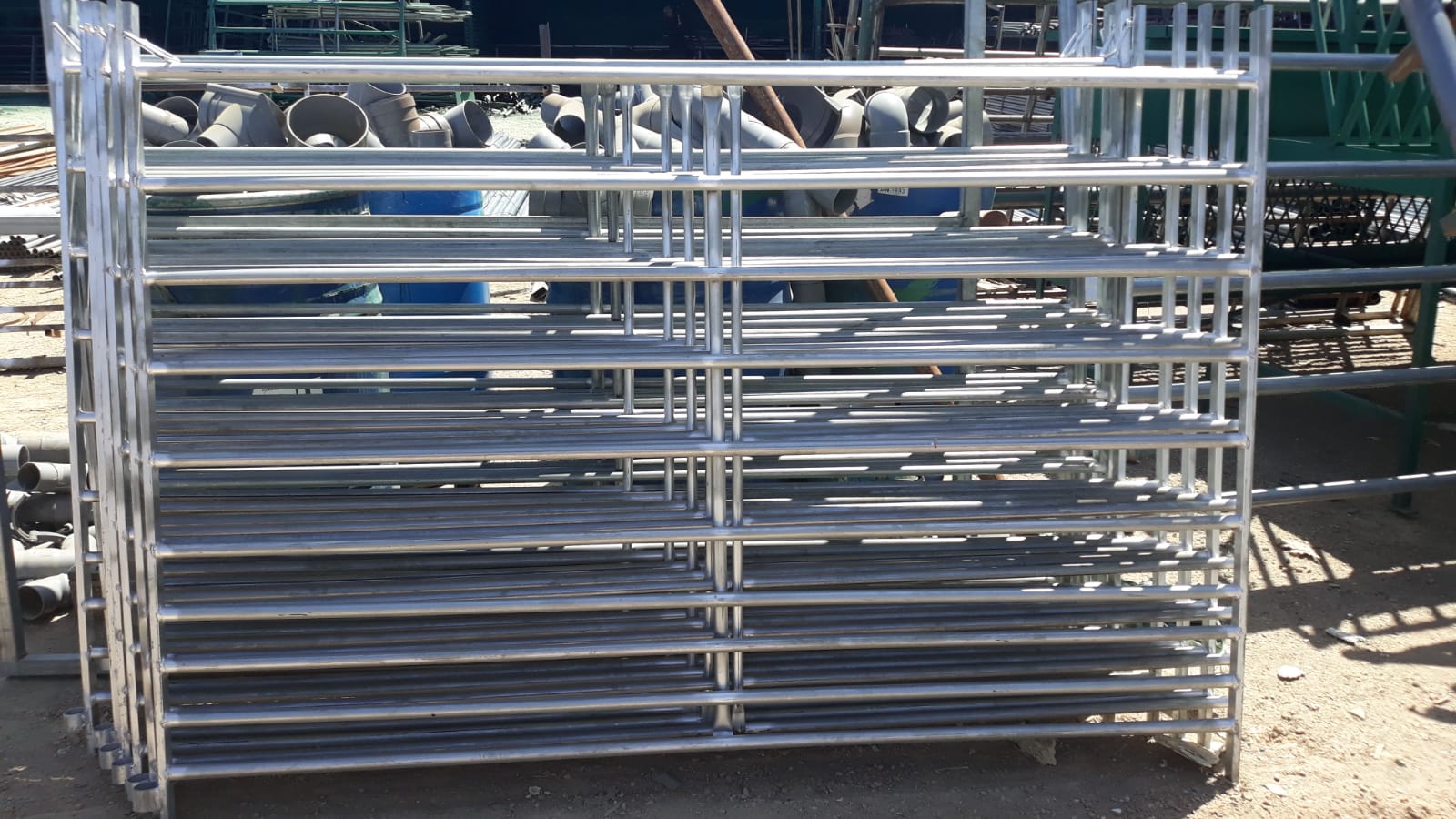 OVCA 43 TELERA DE TUBO GALVANIZADA ALTA: NUESTROS PRODUCTOS de Grupo Medina OVCA 43 TELERA DE TUBO GALVANIZADA ALTA: NUESTROS PRODUCTOS de Grupo Medina