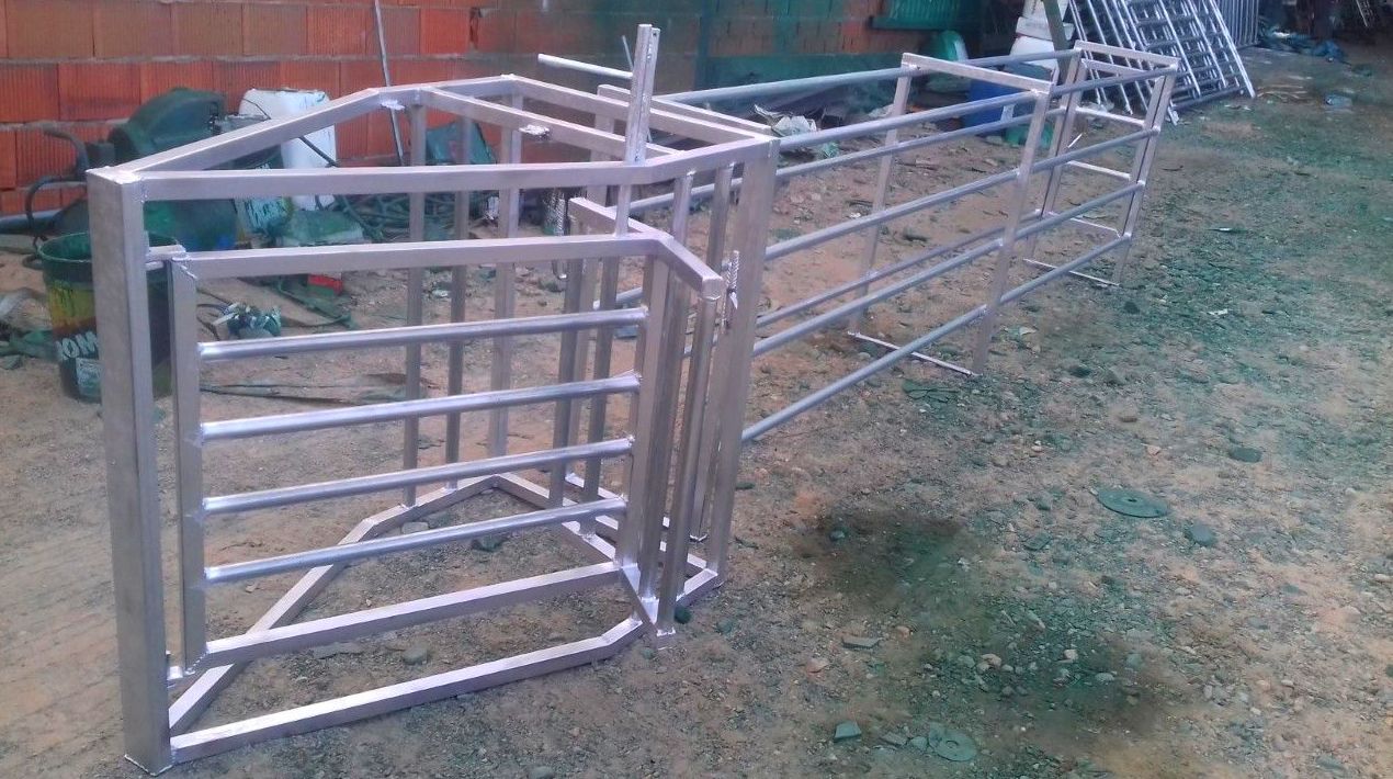 MANGA DE MANEJO DE OVEJAS Y CABRAS: NUESTROS PRODUCTOS de Grupo Medina MANGA DE MANEJO DE OVEJAS Y CABRAS: NUESTROS PRODUCTOS de Grupo Medina