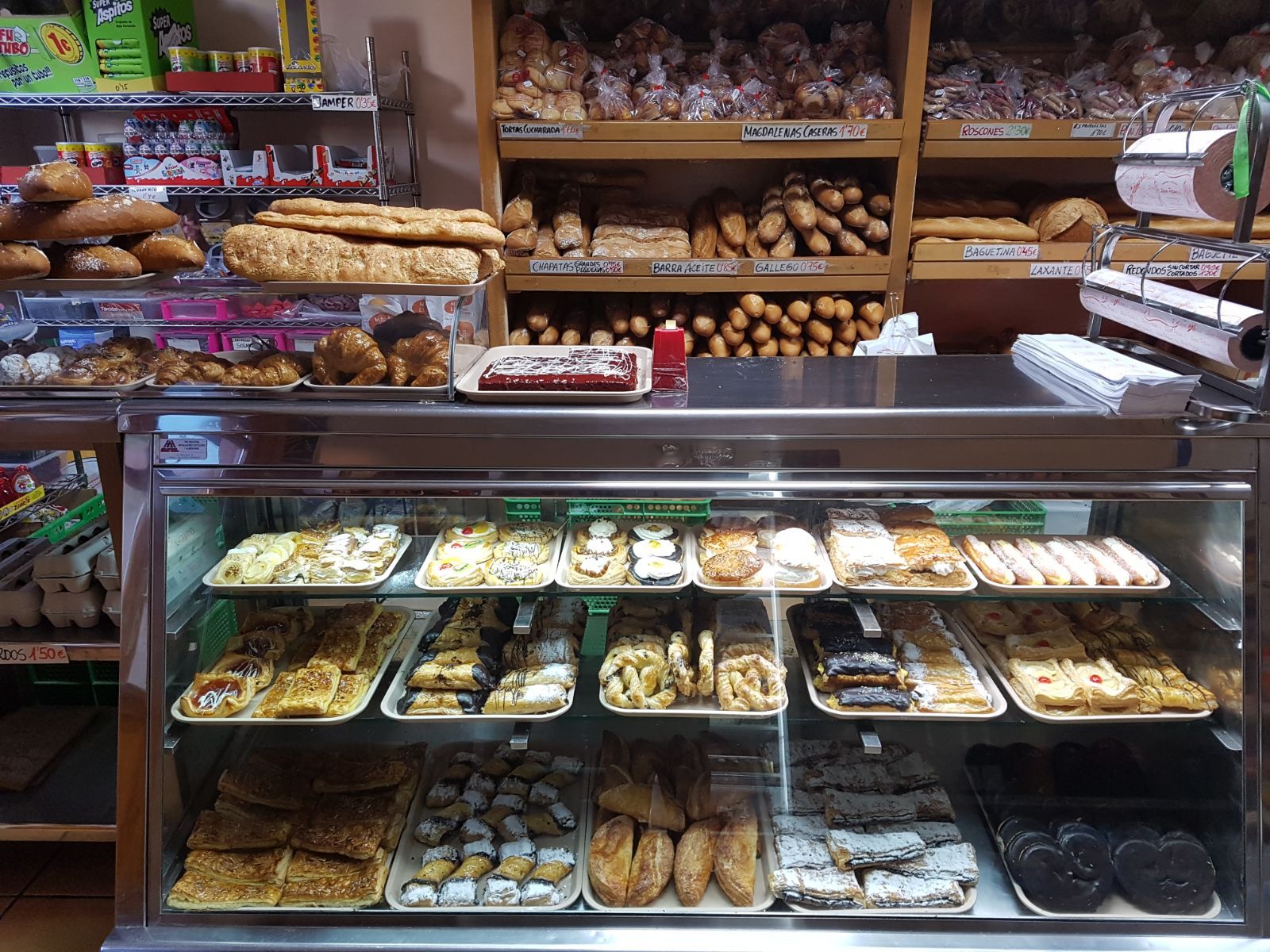 Panadería: Productos y servicios de Panadería Pastelería Lázaro Petisme Panadería: Productos y servicios de Panadería Pastelería Lázaro Petisme