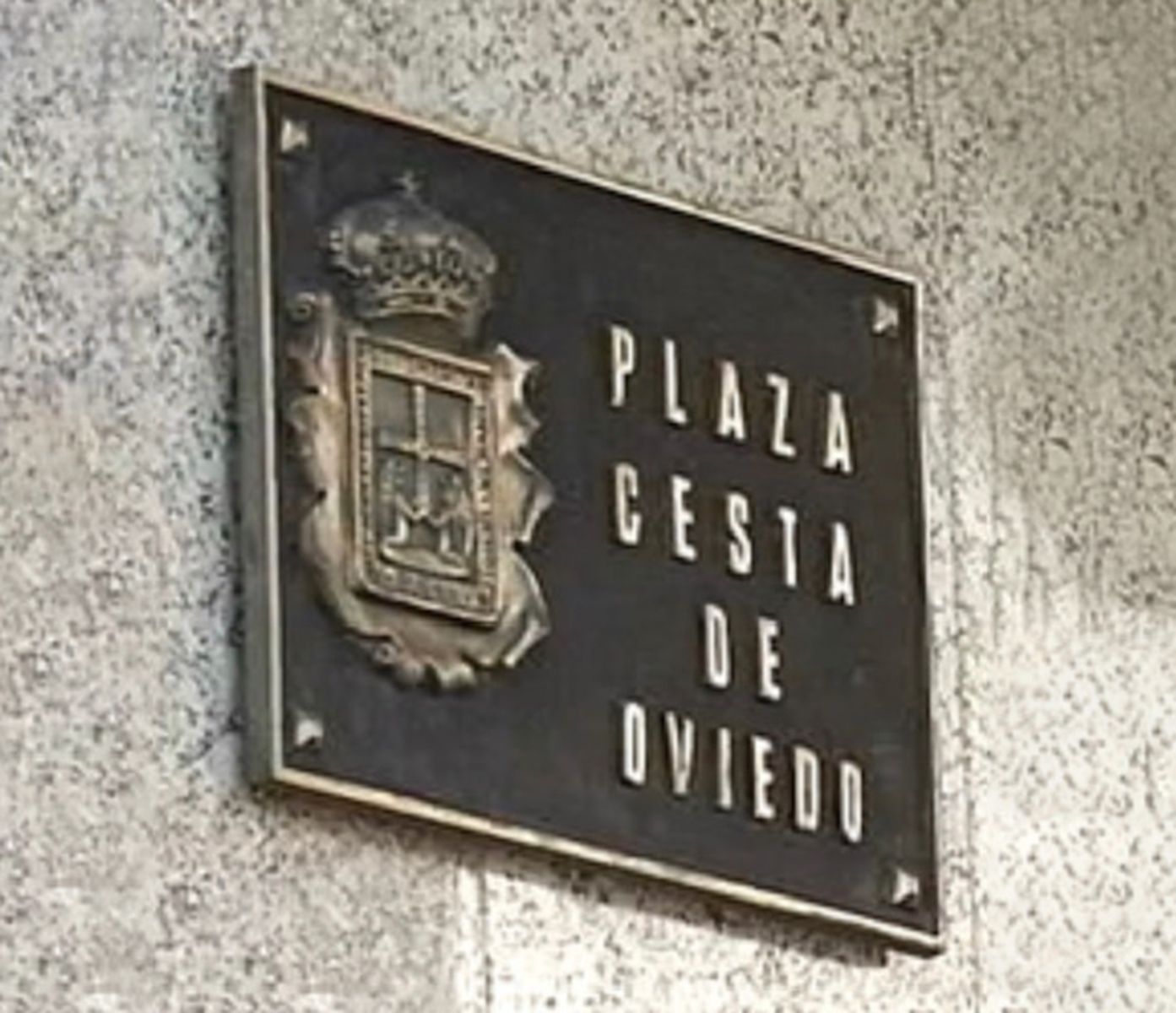 Placas nombre de calles en fundición de aluminio en Valencia