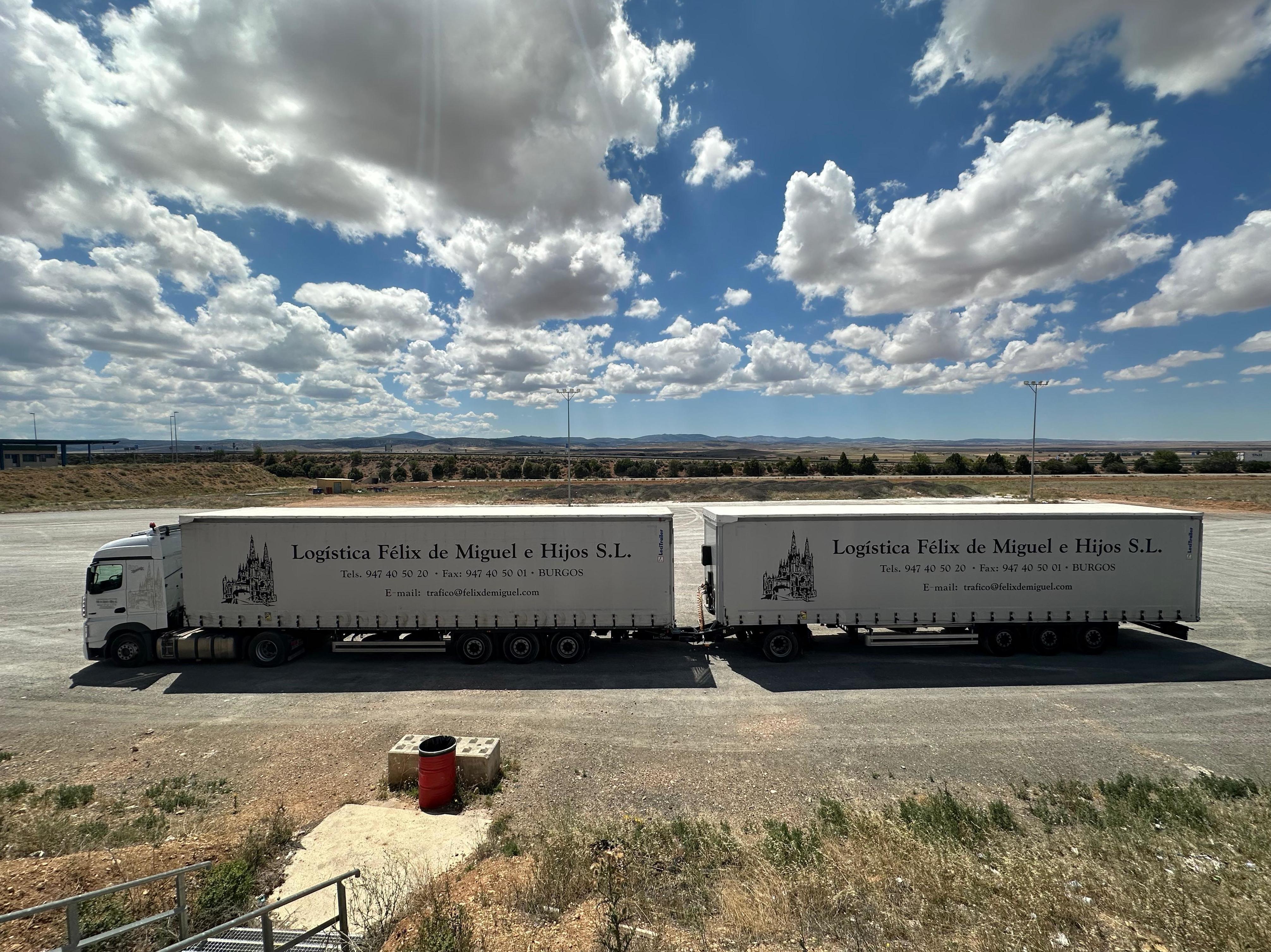 Foto 3 de Transporte de mercancía por carretera en  | Félix de Miguel e Hijos S.L.