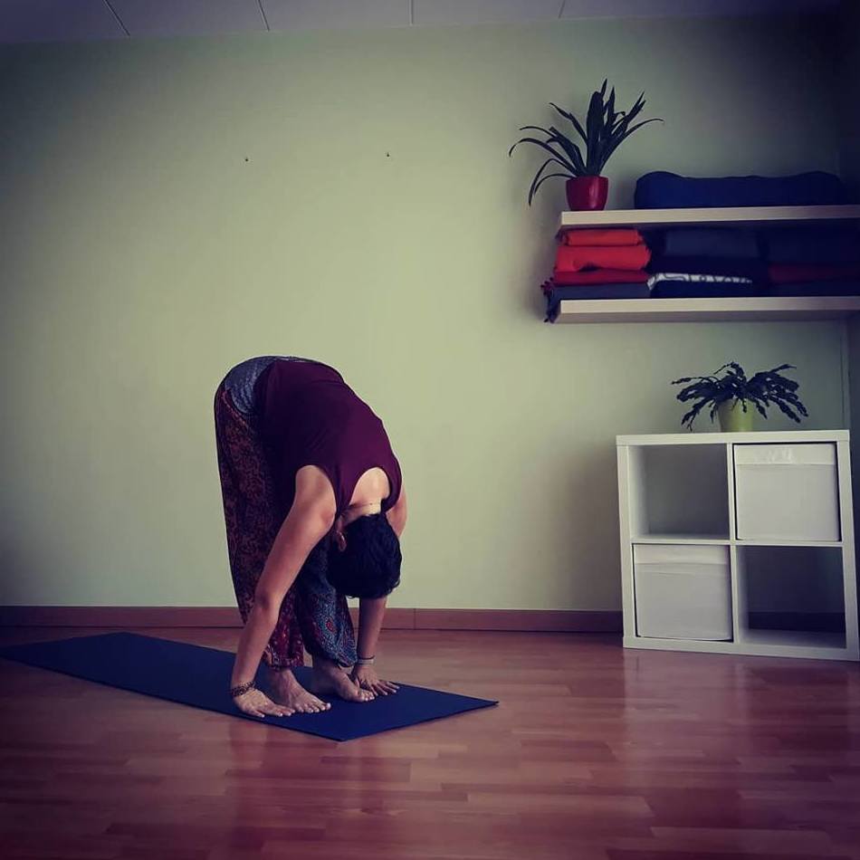 Yoga con Helena: Servicios de Espai 6 de Salut Yoga con Helena: Servicios de Espai 6 de Salut