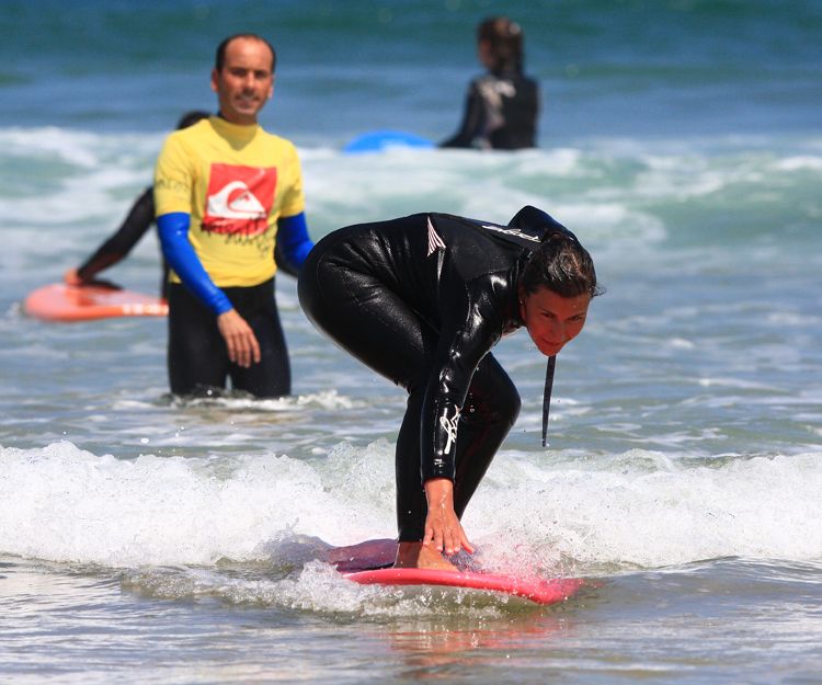 Cursos de surf para adultos y niños en Cantabria