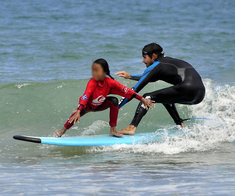 Escuela de surf en Cantabria