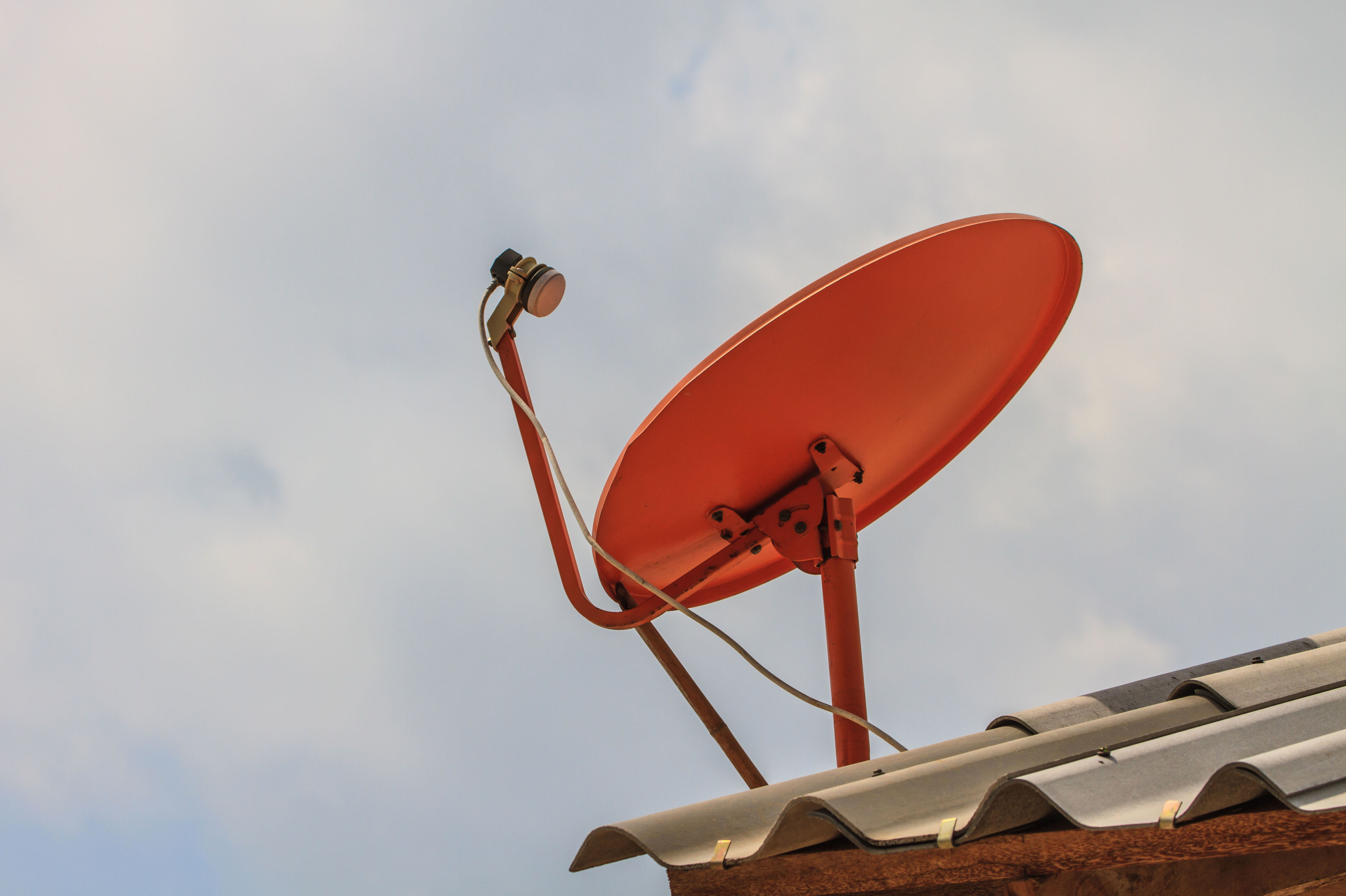 Antenas: Servicios de Tele-Radio Antenas: Servicios de Tele-Radio