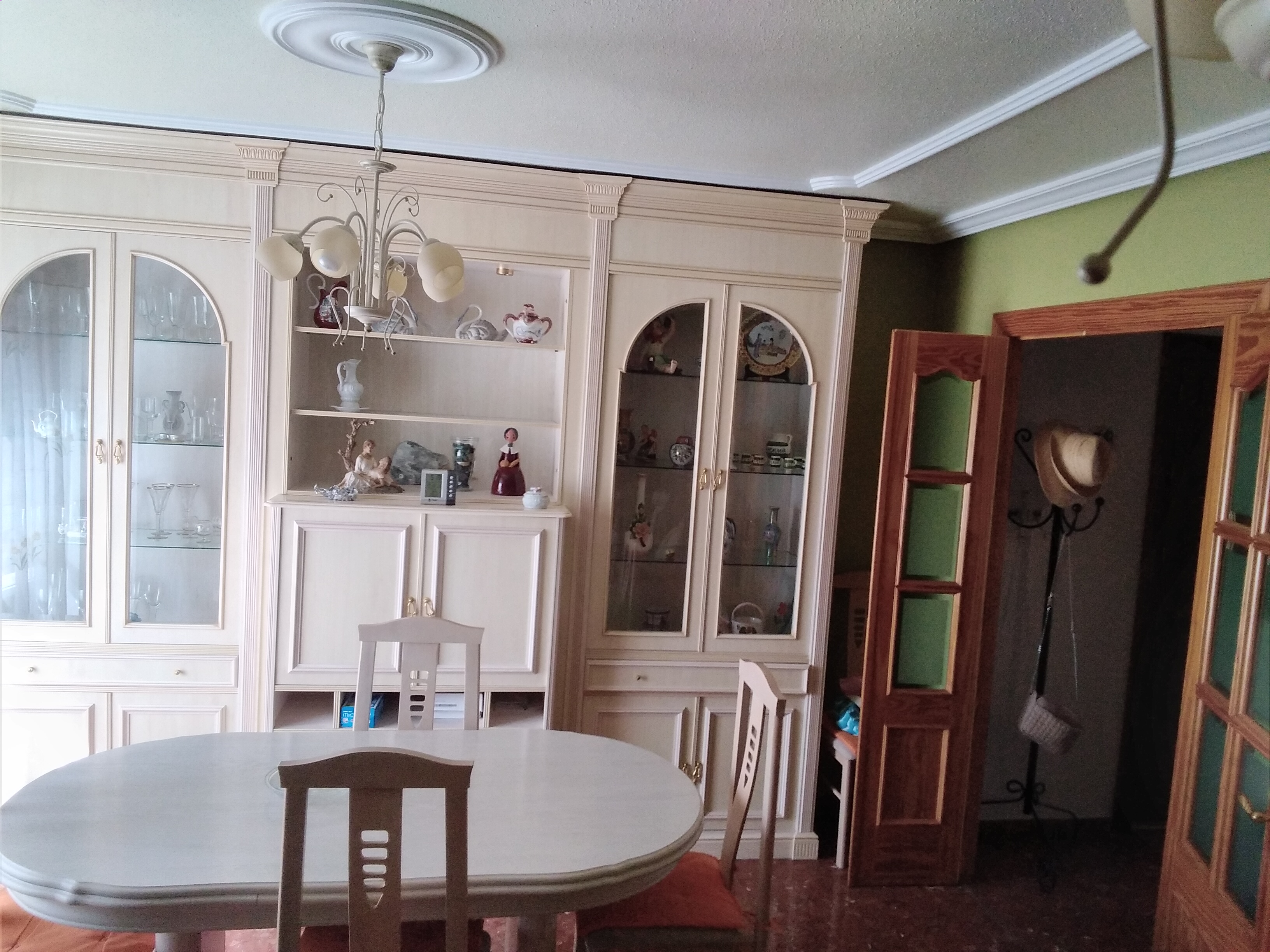 VIVIENDA EN BENAHADUX DE 100M2: Servicios de Asesoría Castillo y Moreno VIVIENDA EN BENAHADUX DE 100M2: Servicios de Asesoría Castillo y Moreno