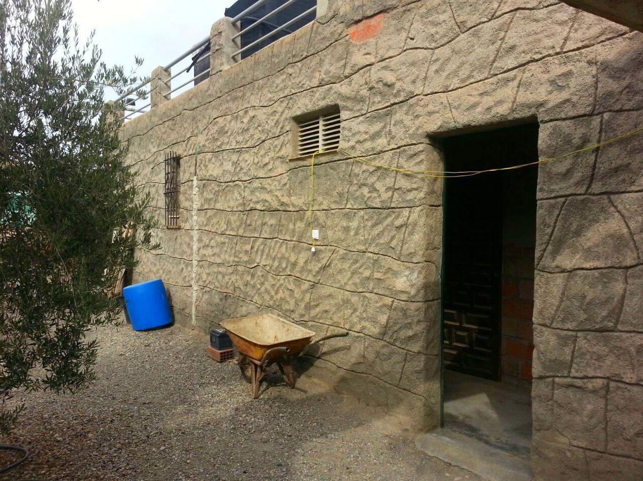 PARCELA CON CORTIJO EN ALSODUX: Servicios de Asesoría Castillo y Moreno PARCELA CON CORTIJO EN ALSODUX: Servicios de Asesoría Castillo y Moreno