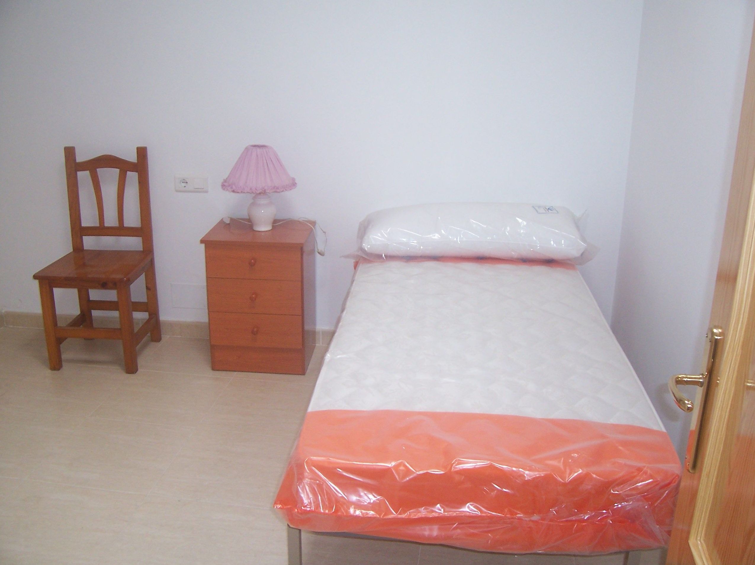 CASA EN VENTA EN BENAHADUX: Servicios de Asesoría Castillo y Moreno CASA EN VENTA EN BENAHADUX: Servicios de Asesoría Castillo y Moreno