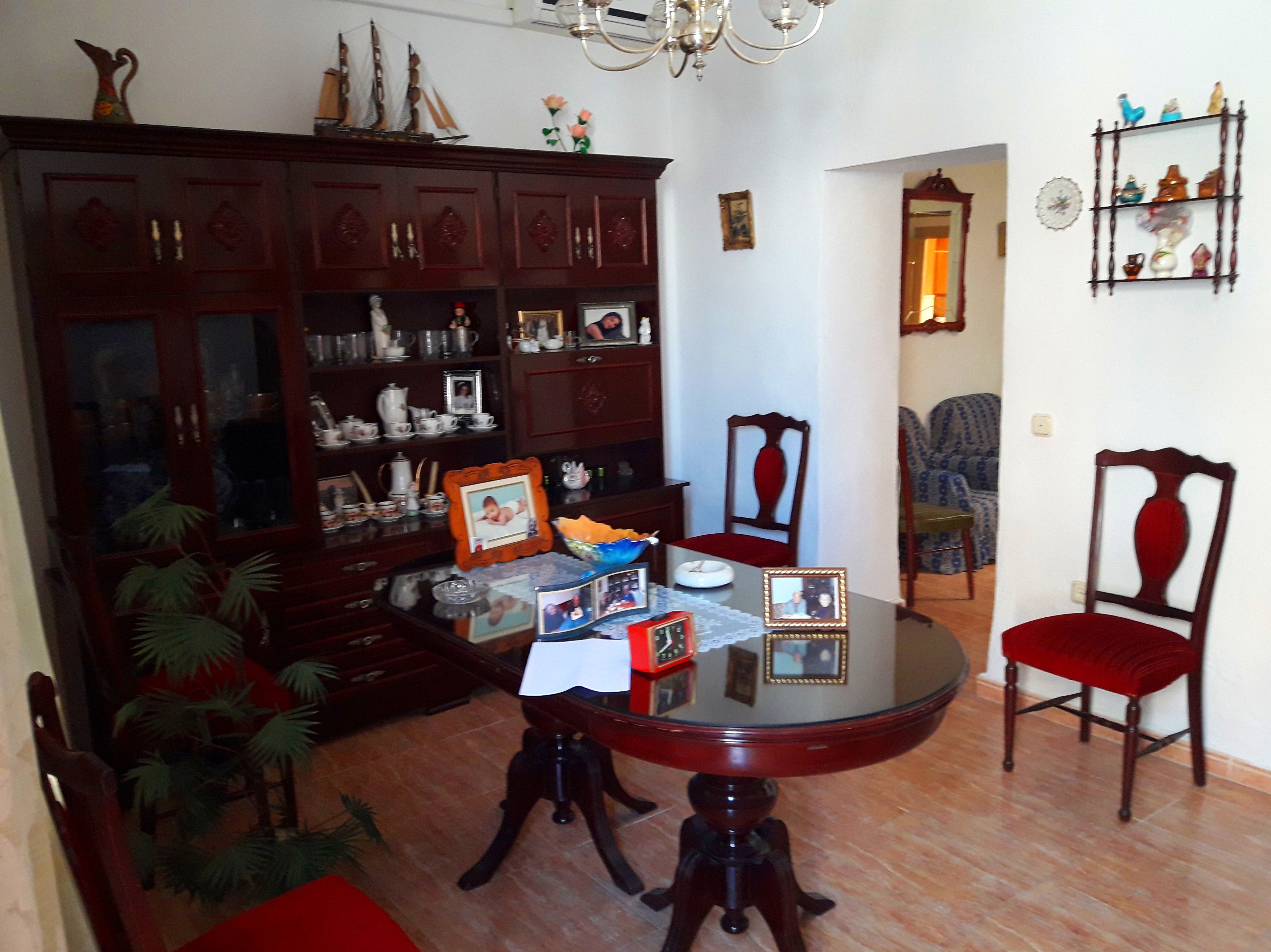 CASA EN BENAHADUX: Servicios de Asesoría Castillo y Moreno CASA EN BENAHADUX: Servicios de Asesoría Castillo y Moreno
