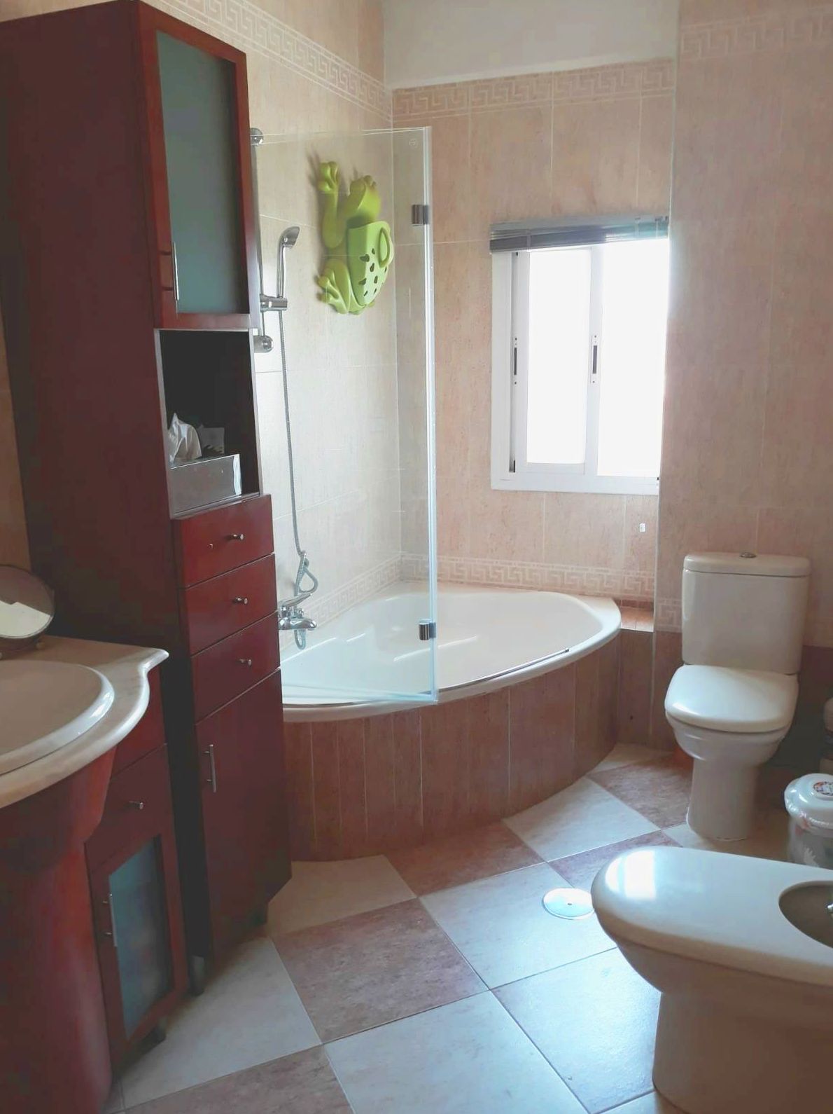 PISO EN ROQUETAS DE MAR: Servicios de Asesoría Castillo y Moreno PISO EN ROQUETAS DE MAR: Servicios de Asesoría Castillo y Moreno