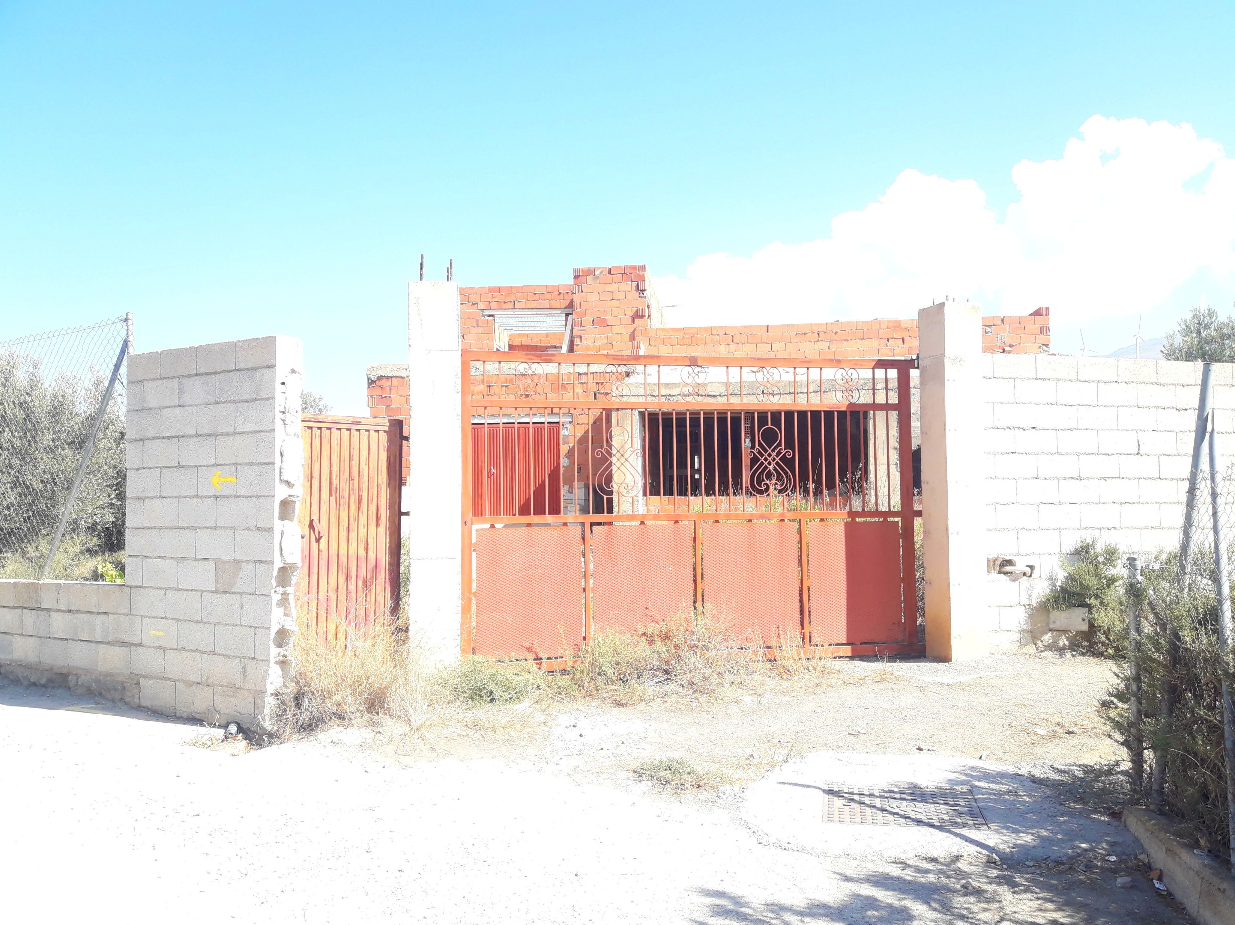 PARCELAS EN LAS TRES VILLAS: Servicios de Asesoría Castillo y Moreno PARCELAS EN LAS TRES VILLAS: Servicios de Asesoría Castillo y Moreno