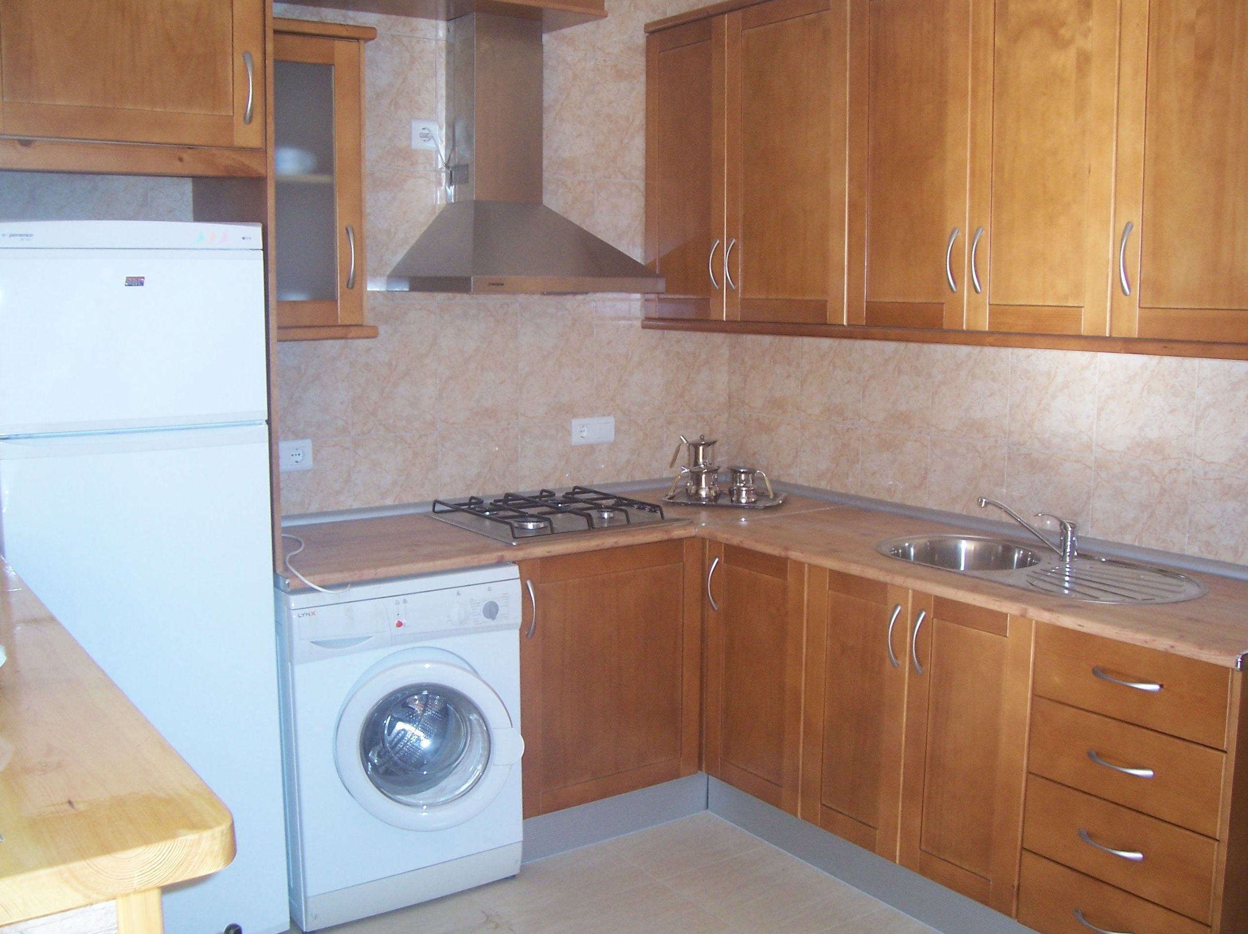 CASA EN VENTA EN BENAHADUX: Servicios de Asesoría Castillo y Moreno CASA EN VENTA EN BENAHADUX: Servicios de Asesoría Castillo y Moreno
